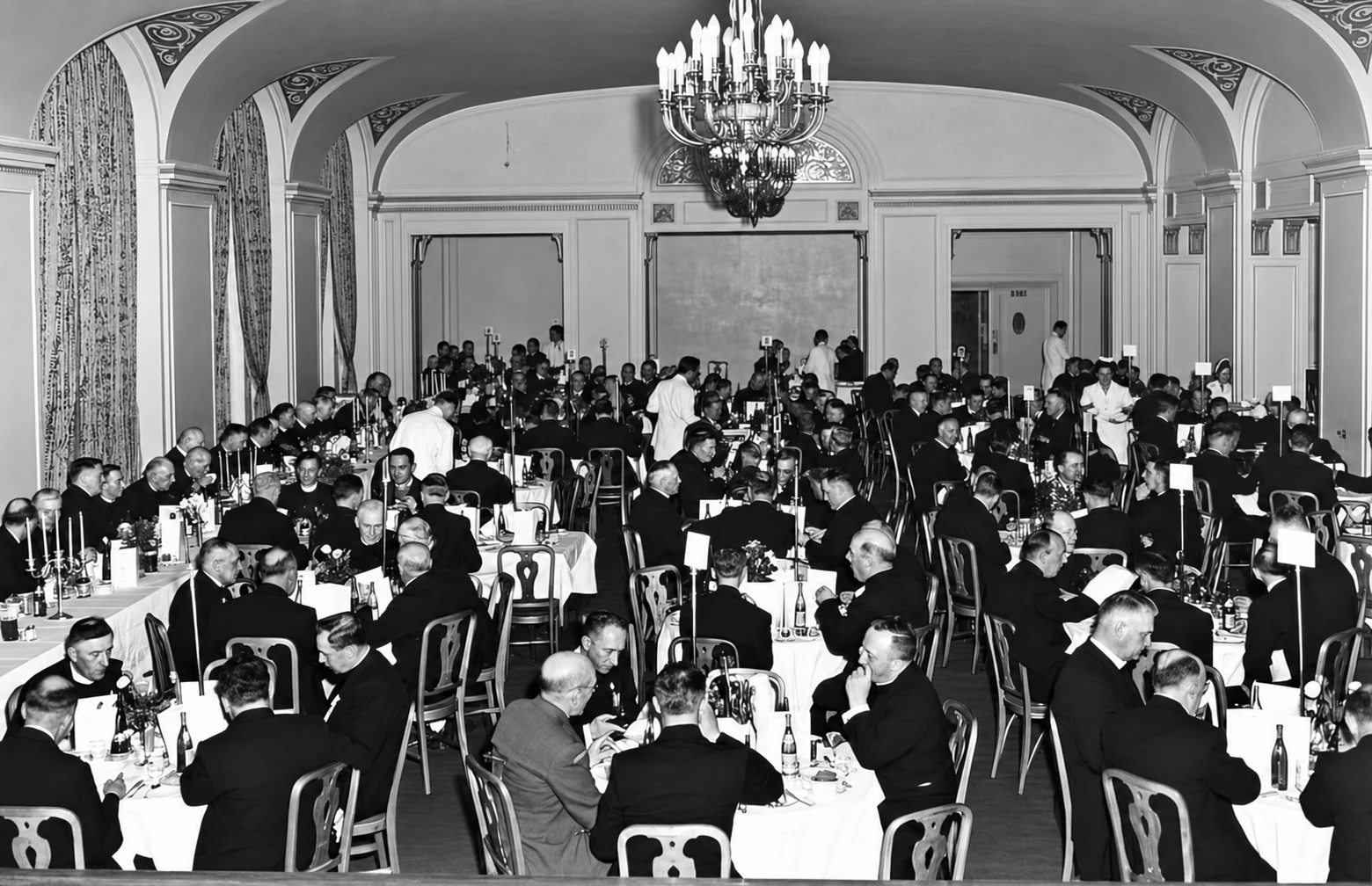 Banchetto per il cinquantesimo anniversario nel 1946